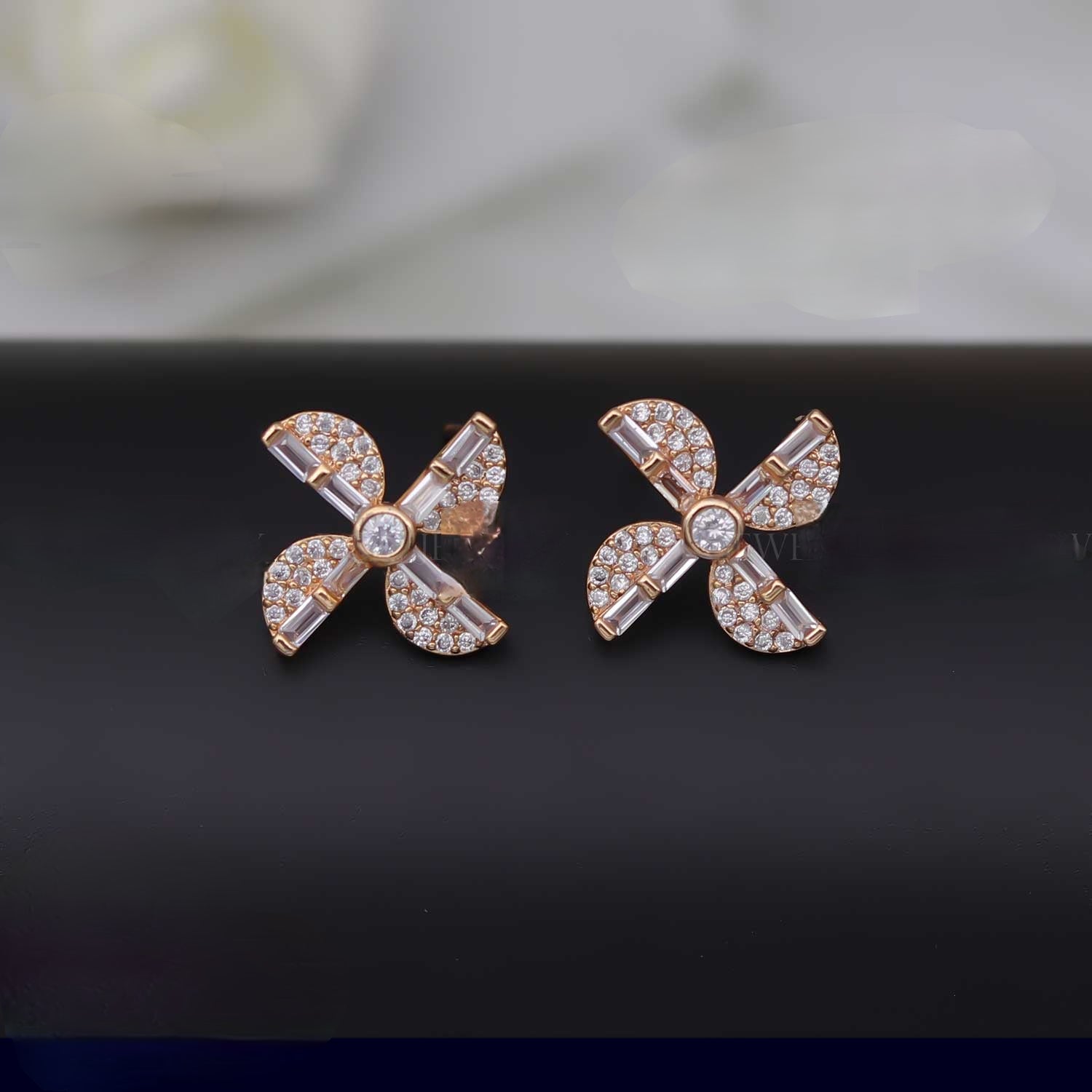 Breeze Whirl Earrings - eNJay Jewels 
